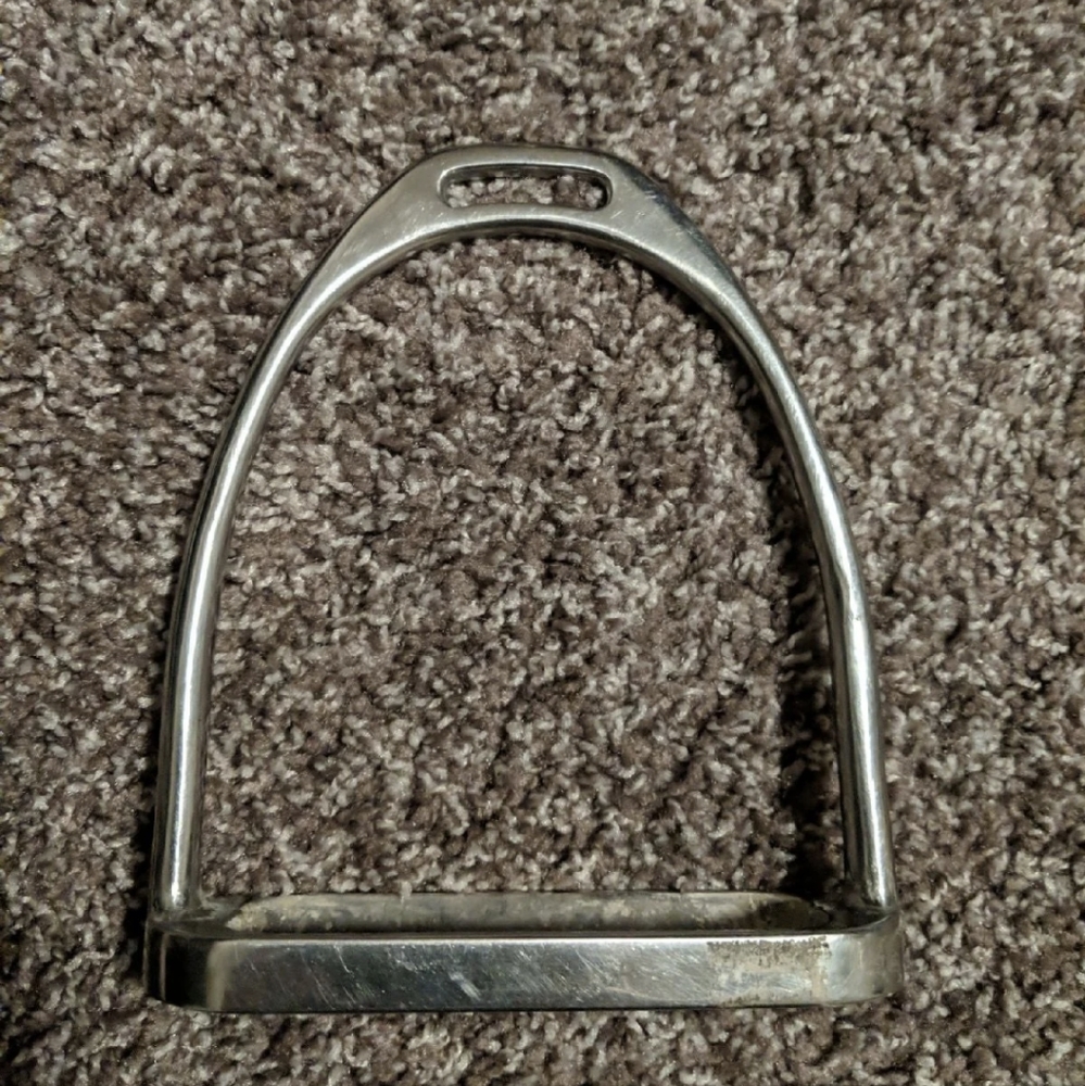 Centaur stirrup irons